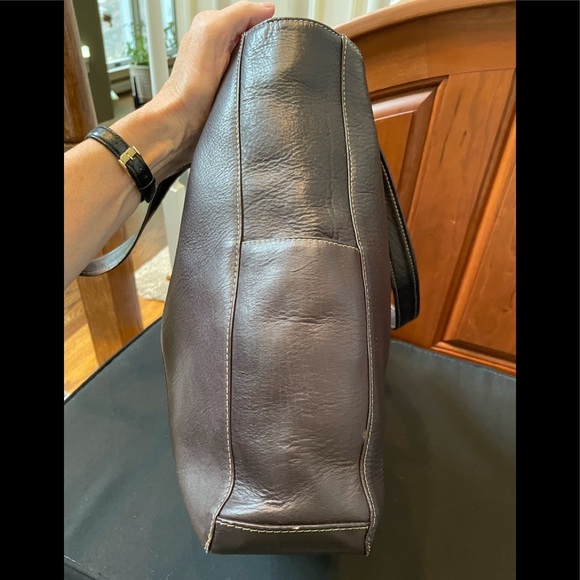 Le Donne double strap rivet tote - Picture 3 of 9